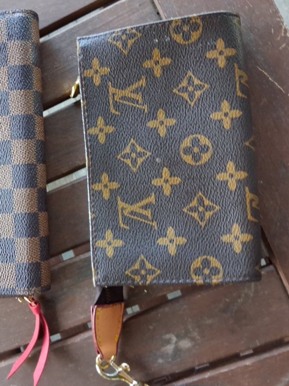 Louis vuitton small wallet/ crossbody bag
